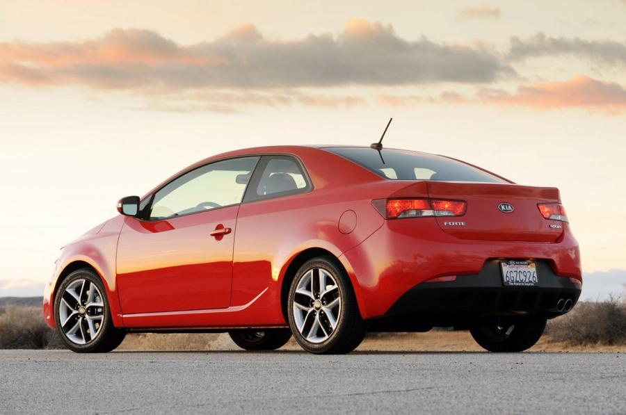  Kia Forte Koup 2009 года  (фото 139 из 169)